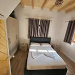 Accommodatie bij particulieren Pineside Himare
