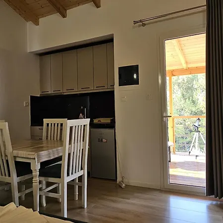 Pineside ホームステイ